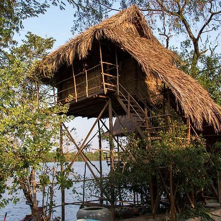 Samon Village Kampot Quarto foto